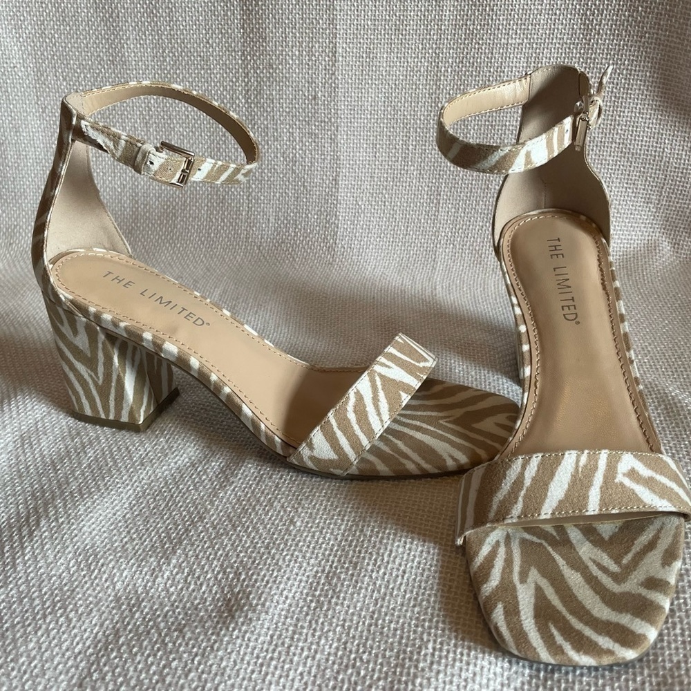 The Limited Callay sandal